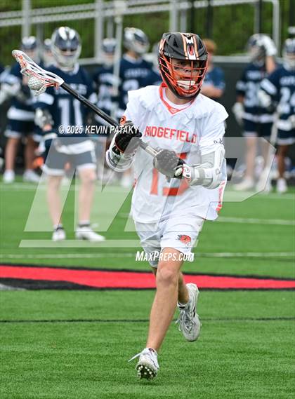 Thumbnail 2 in Staples vs. Ridgefield (CIAC Class LL Semifinal) photogallery.
