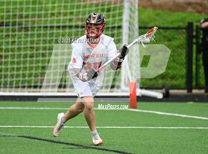 Thumbnail 2 in Staples vs. Ridgefield (CIAC Class LL Semifinal) photogallery.