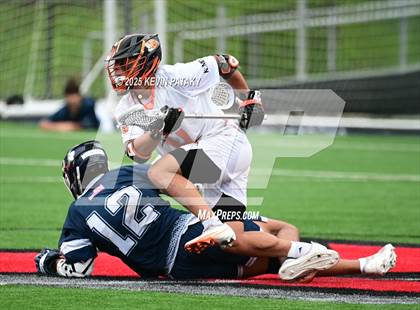Thumbnail 2 in Staples vs. Ridgefield (CIAC Class LL Semifinal) photogallery.