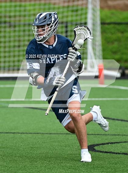 Thumbnail 2 in Staples vs. Ridgefield (CIAC Class LL Semifinal) photogallery.