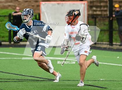 Thumbnail 2 in Staples vs. Ridgefield (CIAC Class LL Semifinal) photogallery.