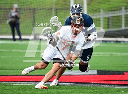 Thumbnail 2 in Staples vs. Ridgefield (CIAC Class LL Semifinal) photogallery.