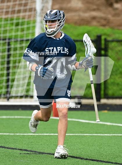 Thumbnail 3 in Staples vs. Ridgefield (CIAC Class LL Semifinal) photogallery.