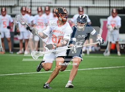 Thumbnail 2 in Staples vs. Ridgefield (CIAC Class LL Semifinal) photogallery.