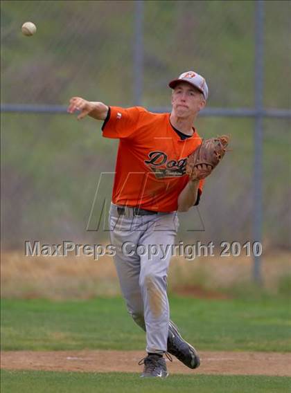Thumbnail 2 in Vacaville @ Oak Ridge photogallery.