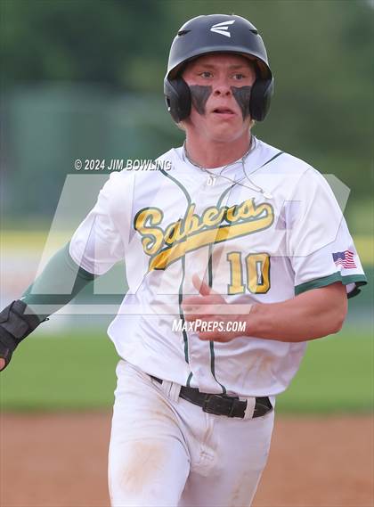 Thumbnail 3 in Arthur-Lovington/Atwood-Hammond vs St. Thomas More (IHSA 2A Round 1) photogallery.
