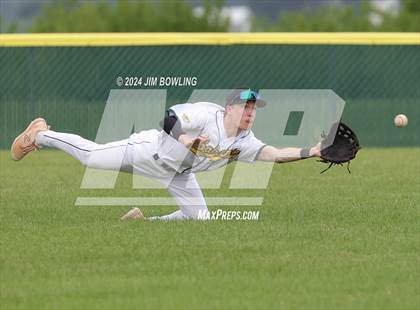Thumbnail 1 in Arthur-Lovington/Atwood-Hammond vs St. Thomas More (IHSA 2A Round 1) photogallery.