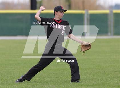Thumbnail 3 in Arthur-Lovington/Atwood-Hammond vs St. Thomas More (IHSA 2A Round 1) photogallery.
