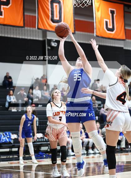 Thumbnail 2 in Krum @ Springtown photogallery.