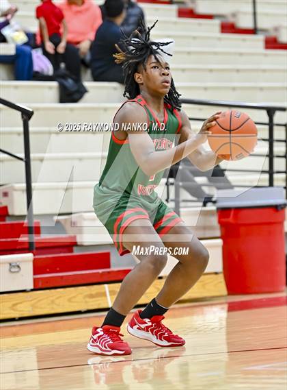 Thumbnail 1 in Lawrence North @ Pike  photogallery.