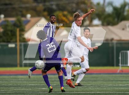 Thumbnail 3 in Cathedral vs. Santa Barbara (CIF SS D1 Final) photogallery.