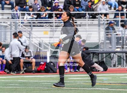 Thumbnail 2 in Cathedral vs. Santa Barbara (CIF SS D1 Final) photogallery.