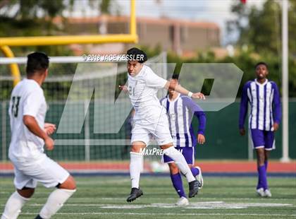 Thumbnail 2 in Cathedral vs. Santa Barbara (CIF SS D1 Final) photogallery.