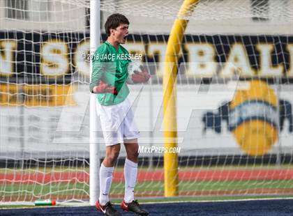 Thumbnail 2 in Cathedral vs. Santa Barbara (CIF SS D1 Final) photogallery.