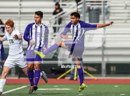 Thumbnail 2 in Cathedral vs. Santa Barbara (CIF SS D1 Final) photogallery.