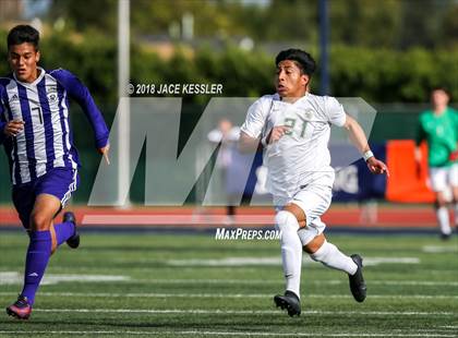 Thumbnail 2 in Cathedral vs. Santa Barbara (CIF SS D1 Final) photogallery.