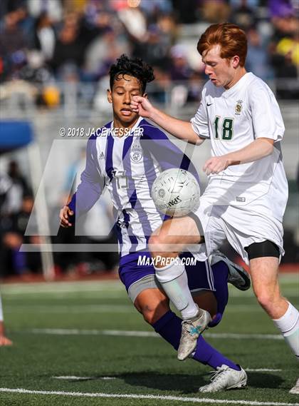 Thumbnail 2 in Cathedral vs. Santa Barbara (CIF SS D1 Final) photogallery.