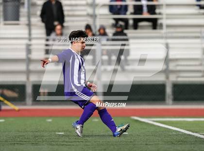 Thumbnail 2 in Cathedral vs. Santa Barbara (CIF SS D1 Final) photogallery.