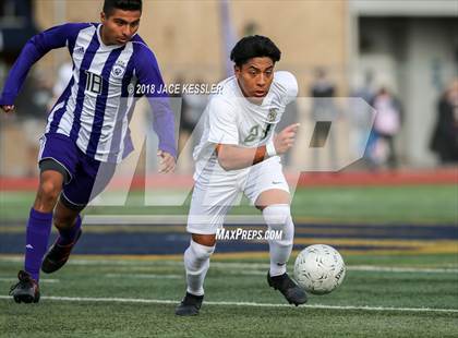 Thumbnail 3 in Cathedral vs. Santa Barbara (CIF SS D1 Final) photogallery.