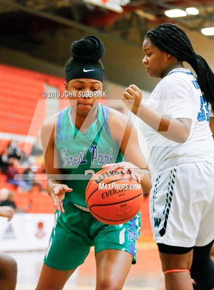 Thumbnail 1 in Woodside vs Forest Park (StatVa Girls Basketball Classic) photogallery.