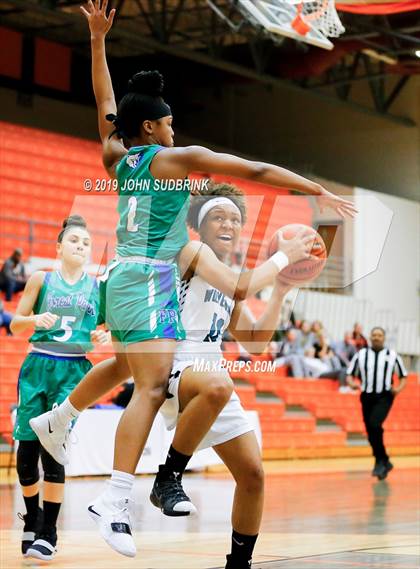 Thumbnail 2 in Woodside vs Forest Park (StatVa Girls Basketball Classic) photogallery.