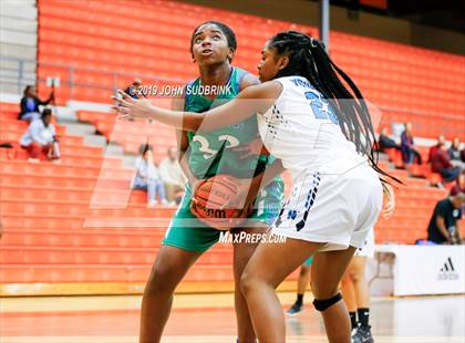 Thumbnail 1 in Woodside vs Forest Park (StatVa Girls Basketball Classic) photogallery.