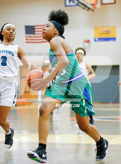 Thumbnail 3 in Woodside vs Forest Park (StatVa Girls Basketball Classic) photogallery.