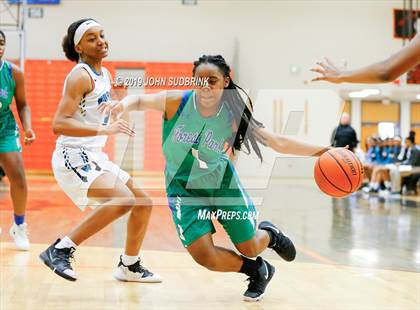 Thumbnail 3 in Woodside vs Forest Park (StatVa Girls Basketball Classic) photogallery.