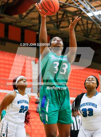 Thumbnail 2 in Woodside vs Forest Park (StatVa Girls Basketball Classic) photogallery.