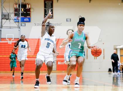 Thumbnail 1 in Woodside vs Forest Park (StatVa Girls Basketball Classic) photogallery.