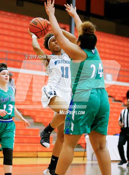 Thumbnail 2 in Woodside vs Forest Park (StatVa Girls Basketball Classic) photogallery.