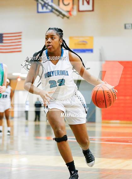 Thumbnail 2 in Woodside vs Forest Park (StatVa Girls Basketball Classic) photogallery.