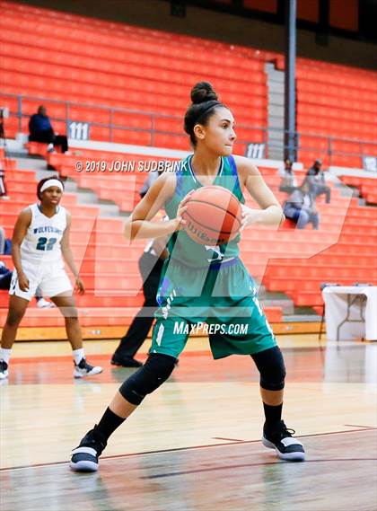 Thumbnail 2 in Woodside vs Forest Park (StatVa Girls Basketball Classic) photogallery.