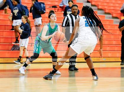 Thumbnail 2 in Woodside vs Forest Park (StatVa Girls Basketball Classic) photogallery.