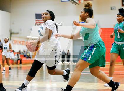 Thumbnail 1 in Woodside vs Forest Park (StatVa Girls Basketball Classic) photogallery.