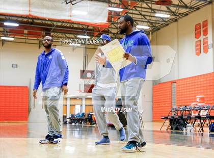 Thumbnail 2 in Woodside vs Forest Park (StatVa Girls Basketball Classic) photogallery.