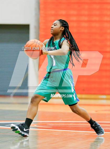 Thumbnail 3 in Woodside vs Forest Park (StatVa Girls Basketball Classic) photogallery.