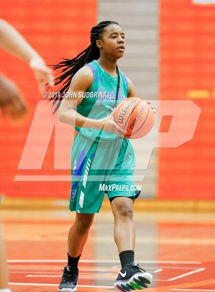 Thumbnail 2 in Woodside vs Forest Park (StatVa Girls Basketball Classic) photogallery.