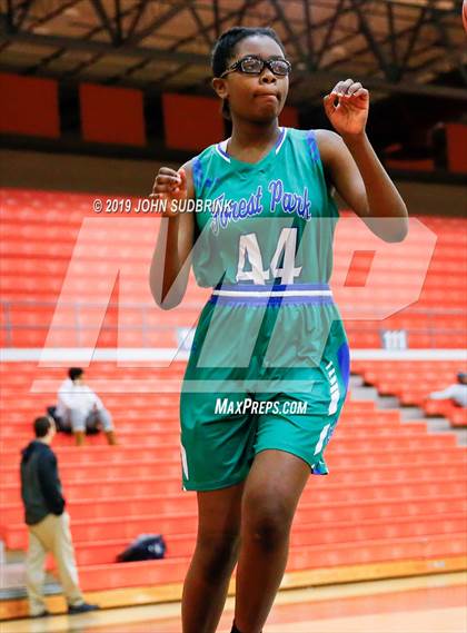Thumbnail 1 in Woodside vs Forest Park (StatVa Girls Basketball Classic) photogallery.