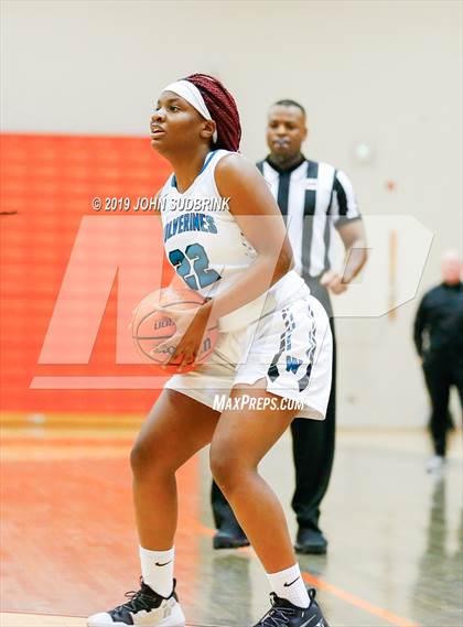 Thumbnail 3 in Woodside vs Forest Park (StatVa Girls Basketball Classic) photogallery.