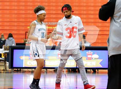Thumbnail 2 in Woodside vs Forest Park (StatVa Girls Basketball Classic) photogallery.