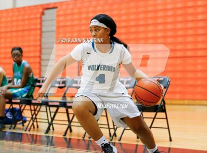 Thumbnail 1 in Woodside vs Forest Park (StatVa Girls Basketball Classic) photogallery.