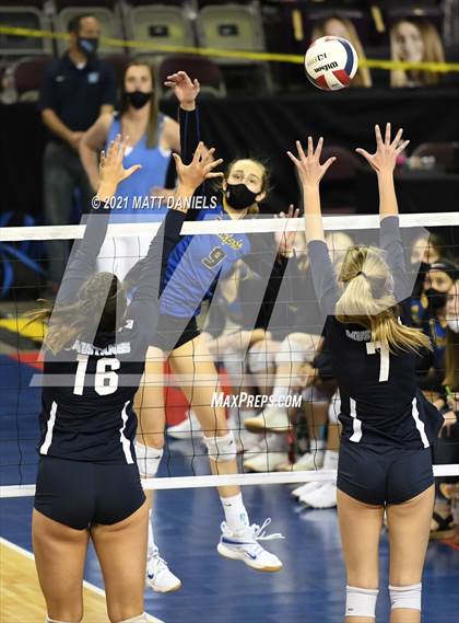 Thumbnail 1 in Rampart vs. Ralston Valley (CHSAA 5A Semifinal) photogallery.