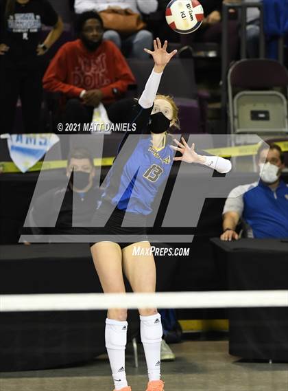 Thumbnail 1 in Rampart vs. Ralston Valley (CHSAA 5A Semifinal) photogallery.