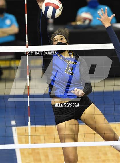 Thumbnail 3 in Rampart vs. Ralston Valley (CHSAA 5A Semifinal) photogallery.