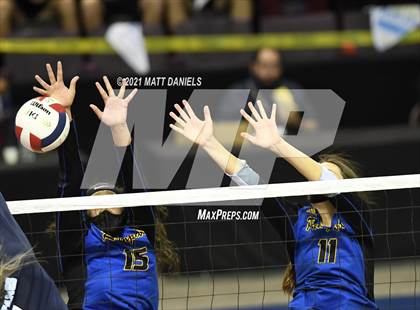 Thumbnail 2 in Rampart vs. Ralston Valley (CHSAA 5A Semifinal) photogallery.