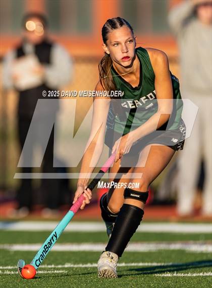 Thumbnail 2 in South Side @ Seaford (NYSPHSAA Section VIII Class B Quarterfinal) photogallery.