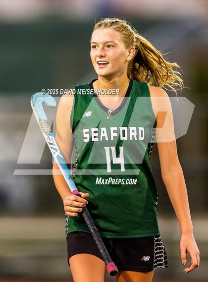 Thumbnail 3 in South Side @ Seaford (NYSPHSAA Section VIII Class B Quarterfinal) photogallery.