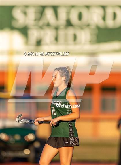 Thumbnail 1 in South Side @ Seaford (NYSPHSAA Section VIII Class B Quarterfinal) photogallery.