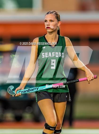 Thumbnail 2 in South Side @ Seaford (NYSPHSAA Section VIII Class B Quarterfinal) photogallery.